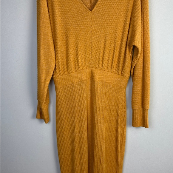 NWOT Anthropologie Daily Practice Barre Midi Dress Ribbed Knit Medium V-Neck - Picture 5 of 16